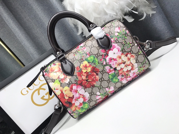 激安グッチバッグコピー内部構造